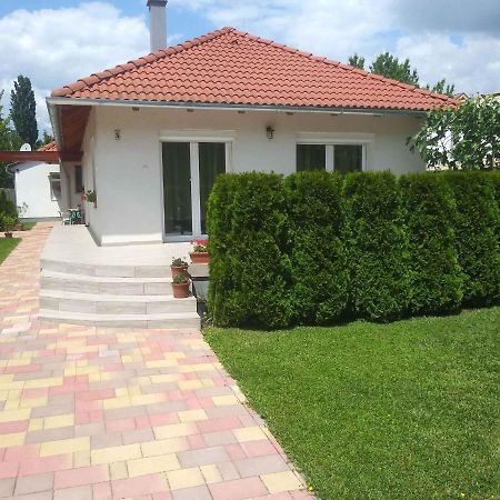 Holiday Home In Keszthely/Balaton 39648 Екстериор снимка