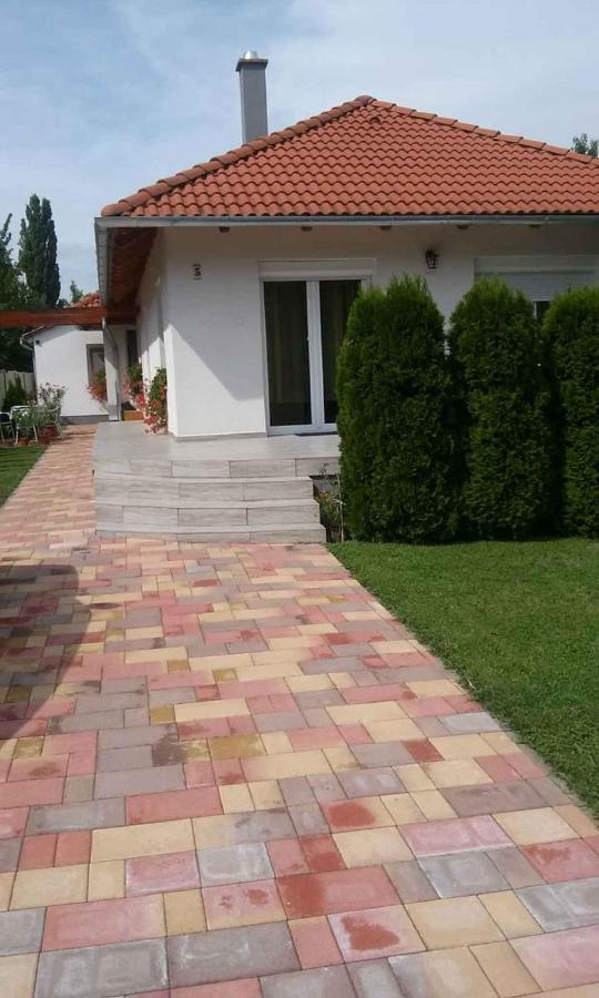 Holiday Home In Keszthely/Balaton 39648 Екстериор снимка