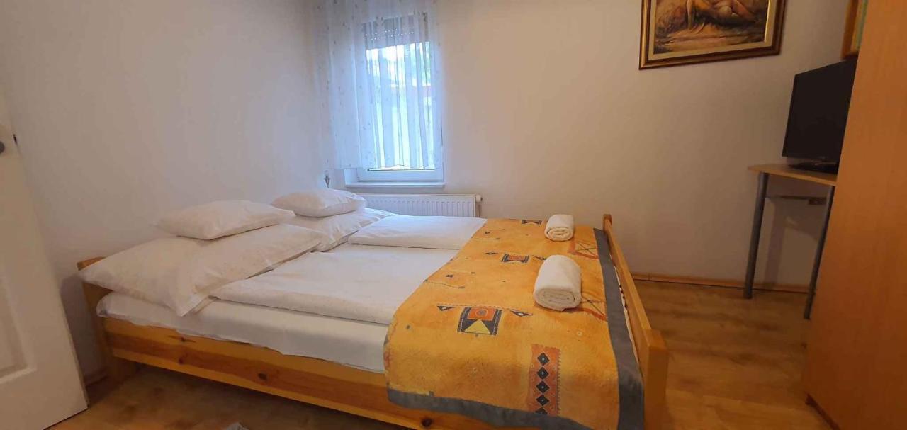 Holiday Home In Keszthely/Balaton 39648 Екстериор снимка