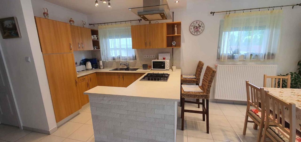 Holiday Home In Keszthely/Balaton 39648 Екстериор снимка