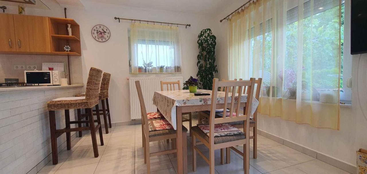 Holiday Home In Keszthely/Balaton 39648 Екстериор снимка