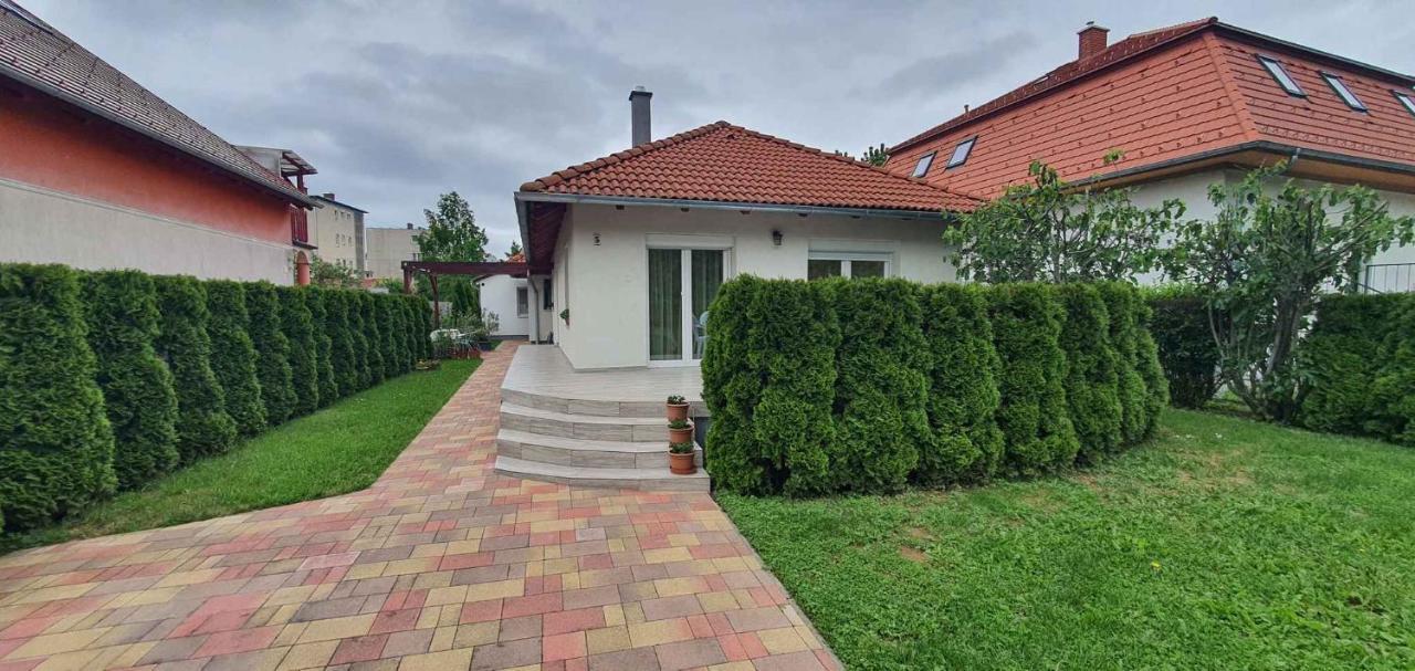 Holiday Home In Keszthely/Balaton 39648 Екстериор снимка